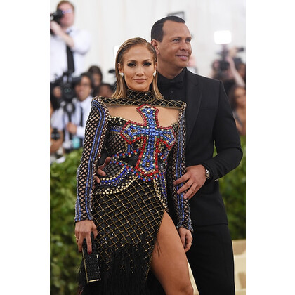 Met Gala – 2018: самые эффектные пары на красной дорожке